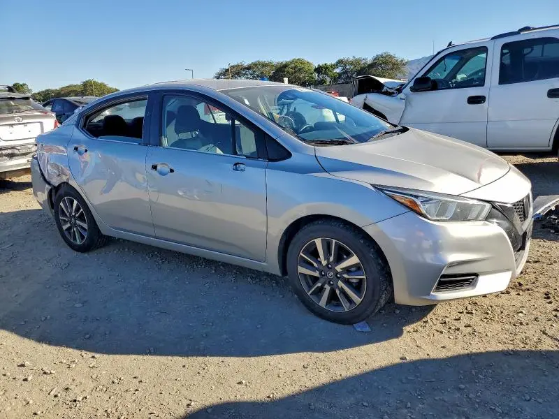 2021 NISSAN VERSA SV  