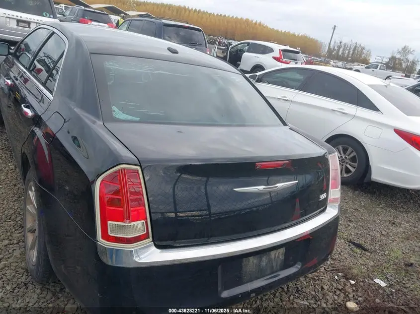 2012 CHRYSLER 300 LIMITED