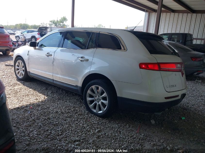 2014 LINCOLN MKT  