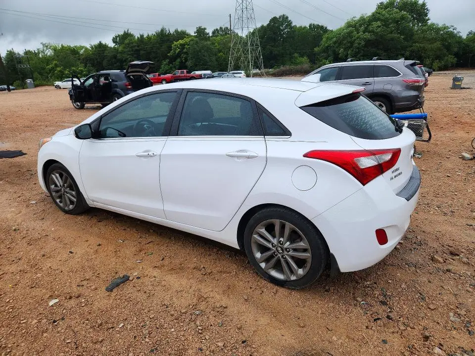 2016 HYUNDAI ELANTRA GT BASE  