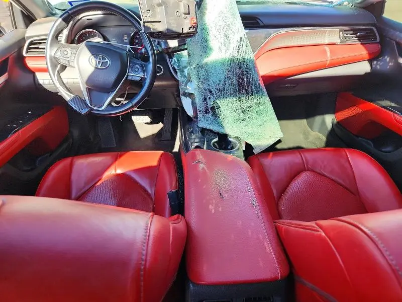 2019 TOYOTA CAMRY XSE V6  