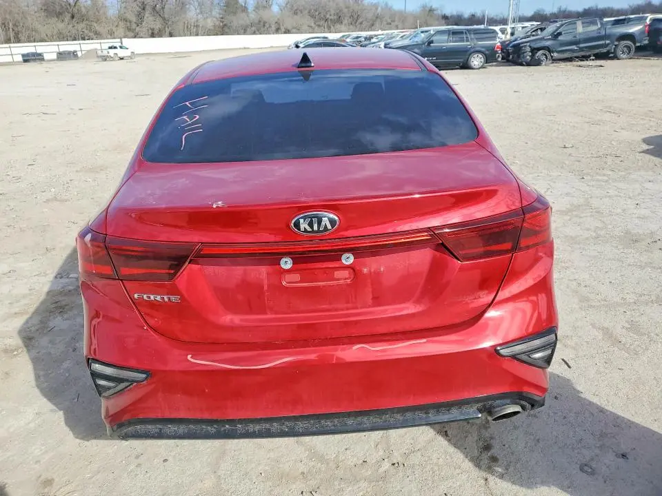 2019 KIA FORTE LXS  