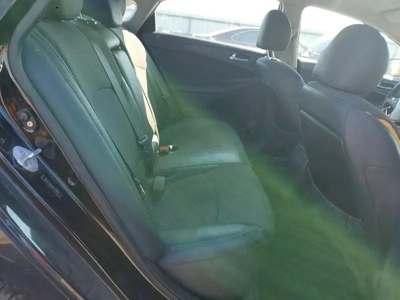 2011 HYUNDAI SONATA SE  