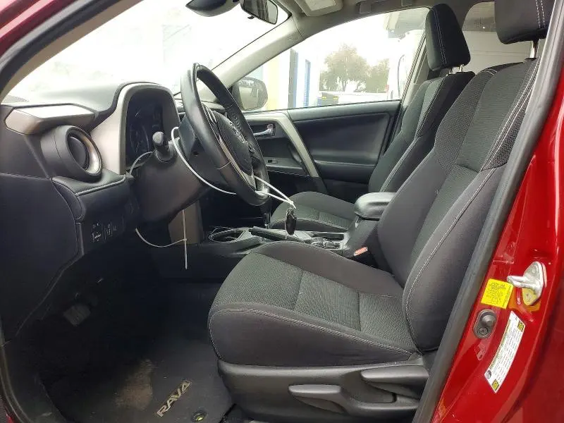 2018 TOYOTA RAV4 XLE  