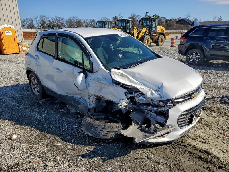 2017 CHEVROLET TRAX LS  