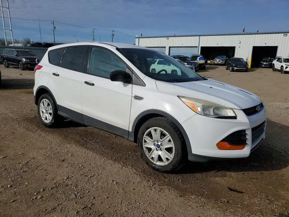 2016 FORD ESCAPE S  
