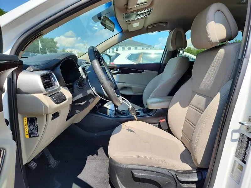 2016 KIA SORENTO LX V6  