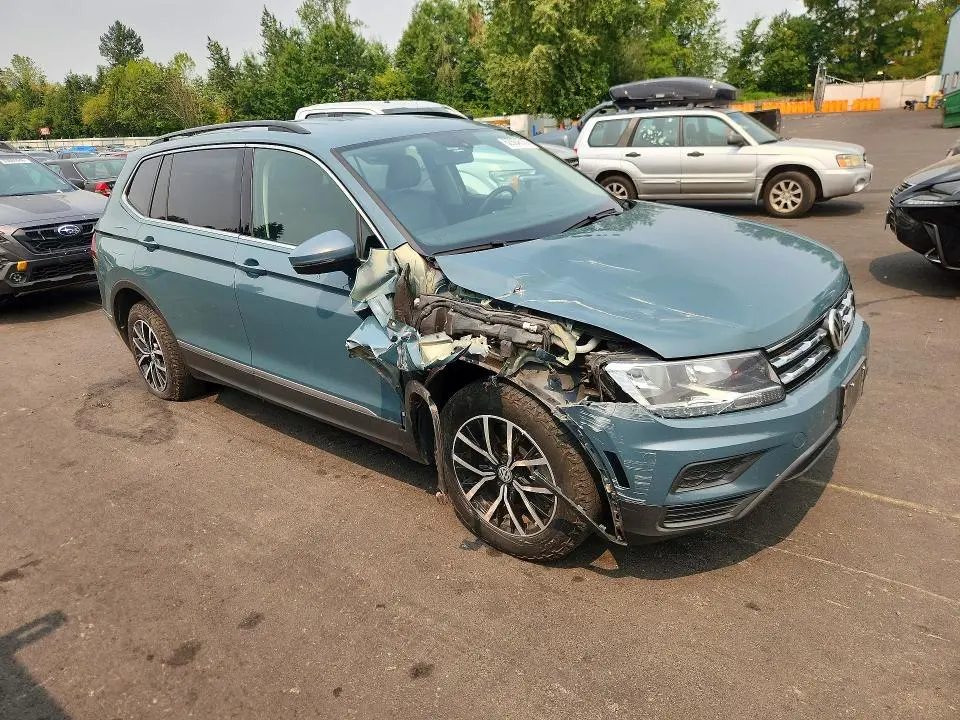 2021 VOLKSWAGEN TIGUAN SE  