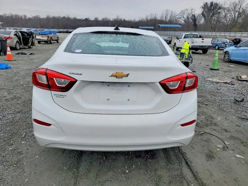 2018 CHEVROLET CRUZE LS  