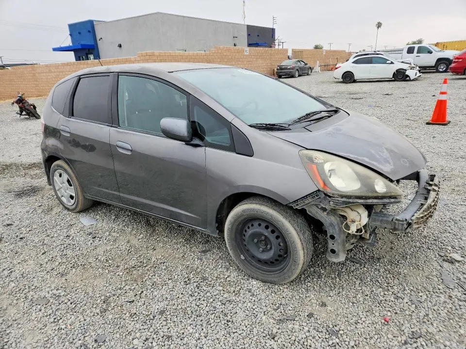 2013 HONDA FIT   
