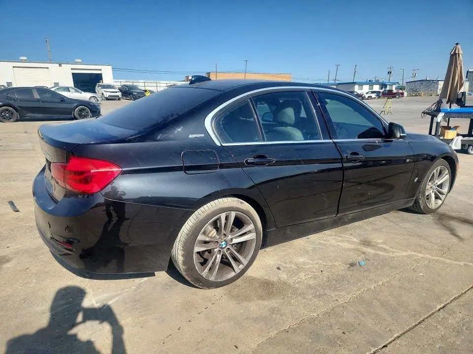 2017 BMW 330E   