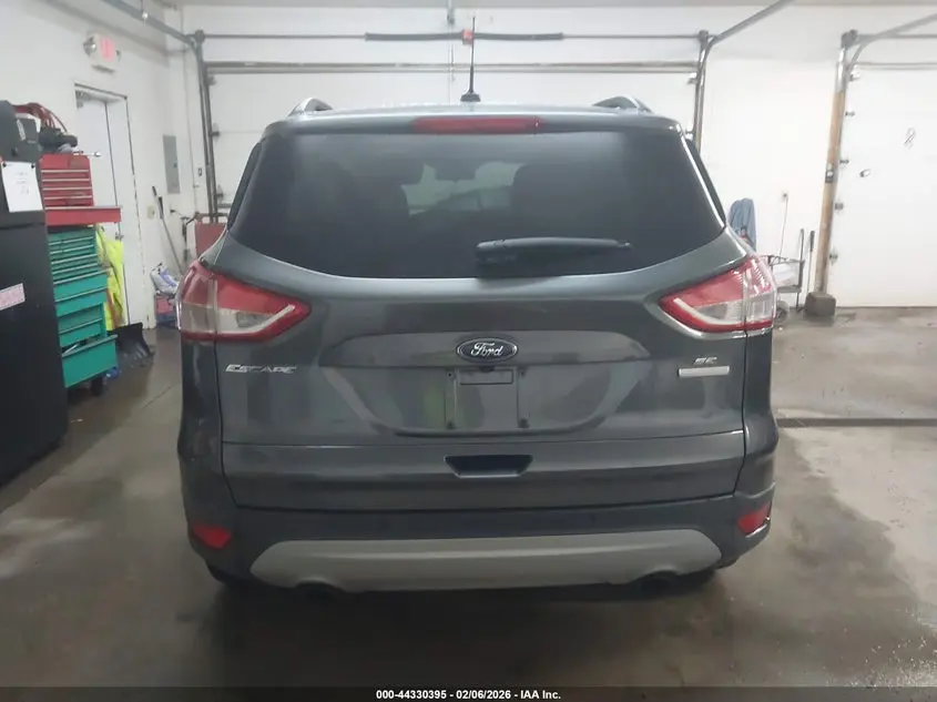 2016 FORD ESCAPE SE