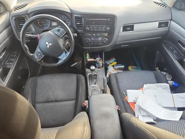 2016 MITSUBISHI OUTLANDER ES  