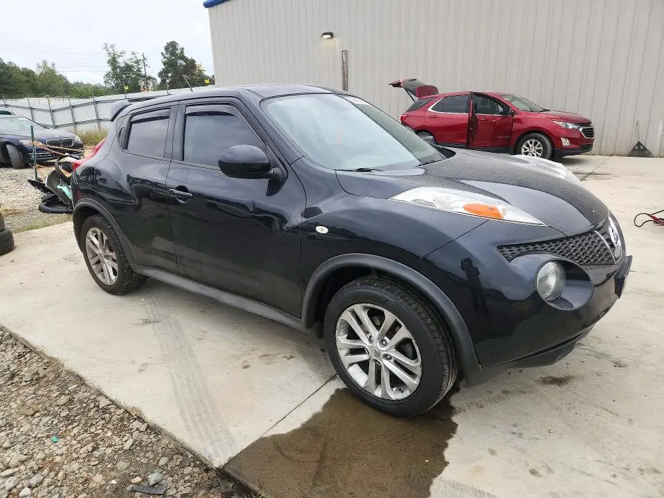 2014 NISSAN JUKE SL  