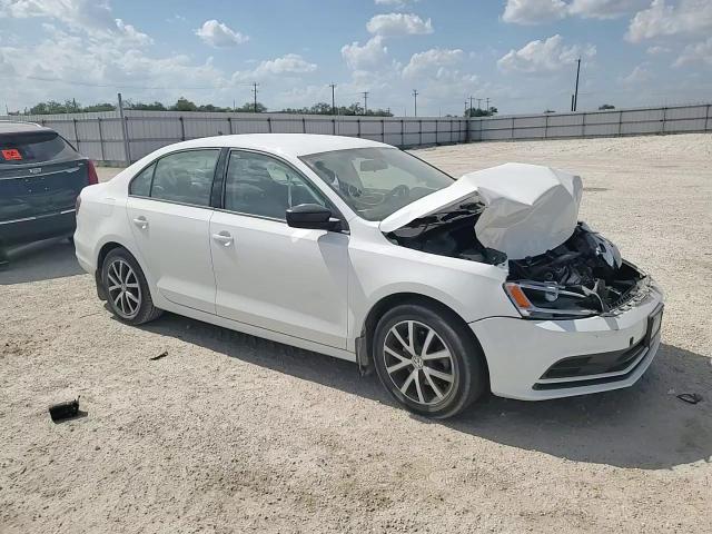 2016 VOLKSWAGEN JETTA SE