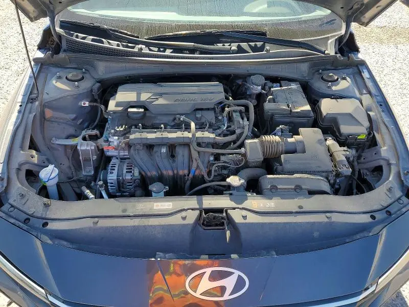 2024 HYUNDAI ELANTRA SEL  