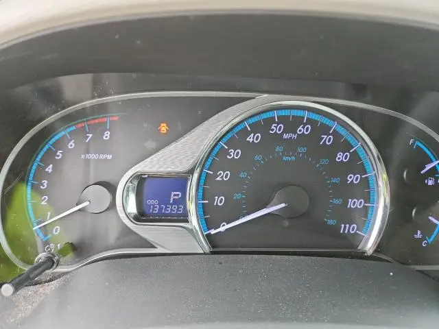 2012 TOYOTA SIENNA XLE