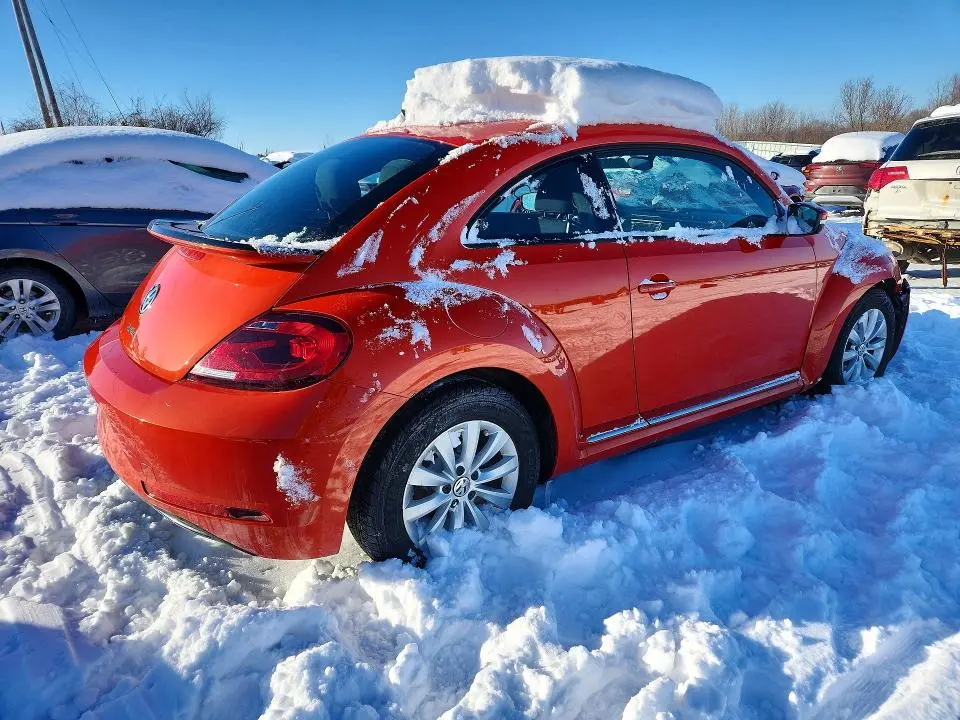 2019 VOLKSWAGEN BEETLE S  