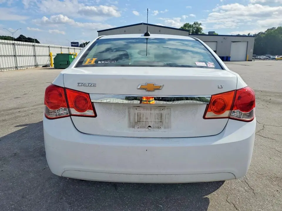 2015 CHEVROLET CRUZE LT  