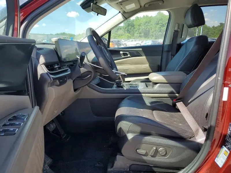 2025 KIA CARNIVAL LXS  