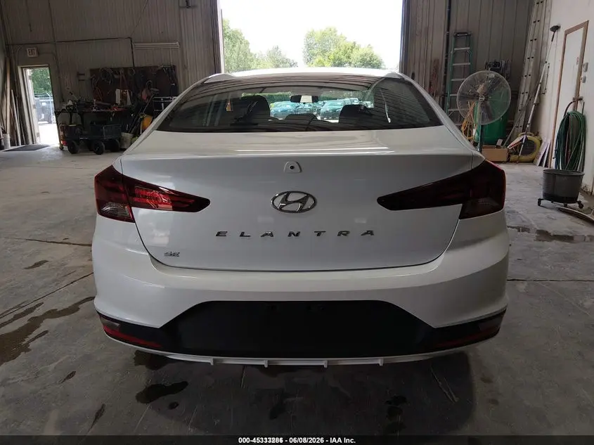 2020 HYUNDAI ELANTRA SE