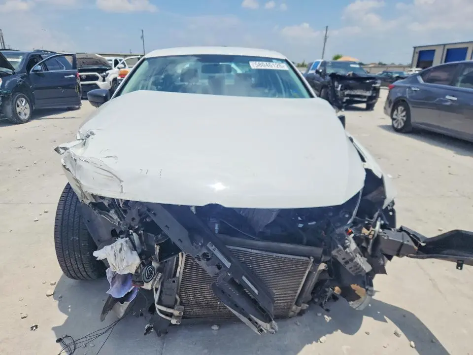 2015 VOLKSWAGEN JETTA BASE  