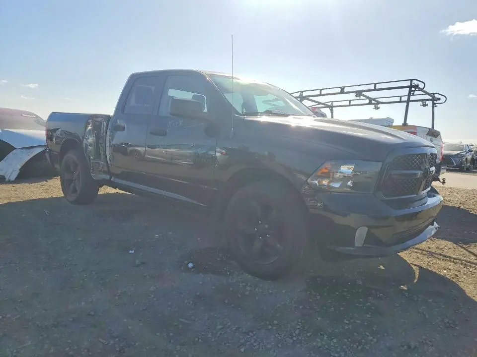 2016 RAM 1500 ST  