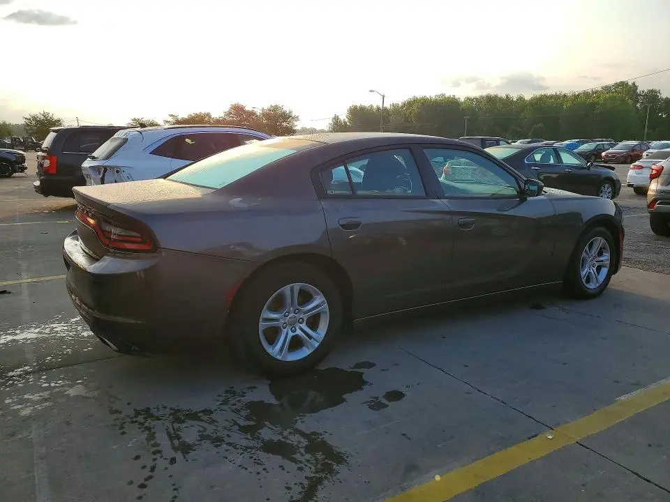 2016 DODGE CHARGER SE  