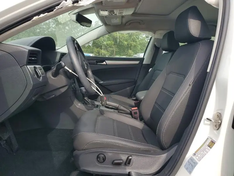 2022 VOLKSWAGEN PASSAT SE  