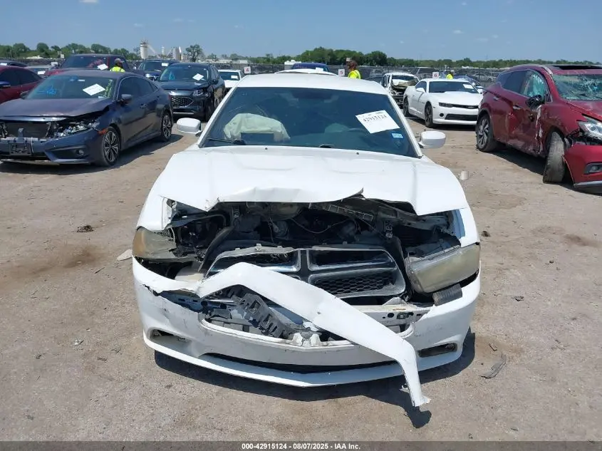 2013 DODGE CHARGER SE
