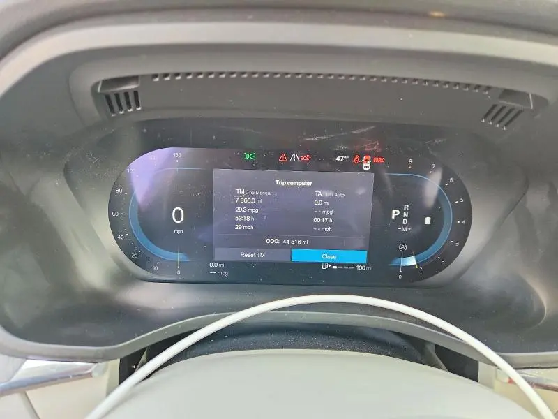 2023 VOLVO XC60 PLUS  