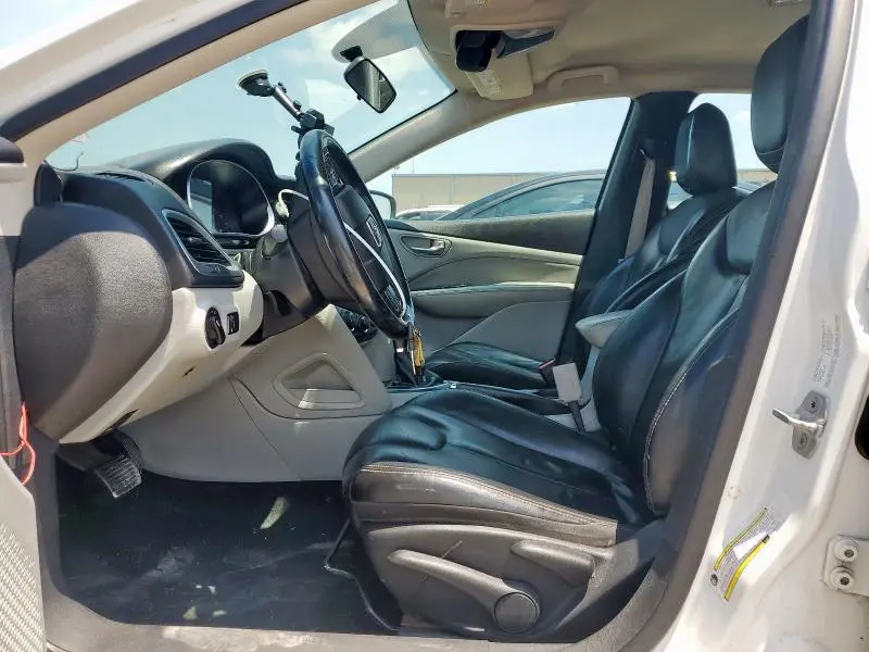 2013 DODGE DART SXT  