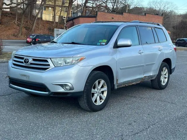 2011 TOYOTA HIGHLANDER BASE  