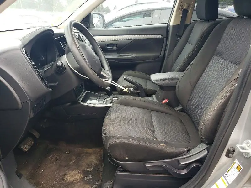 2018 MITSUBISHI OUTLANDER ES  
