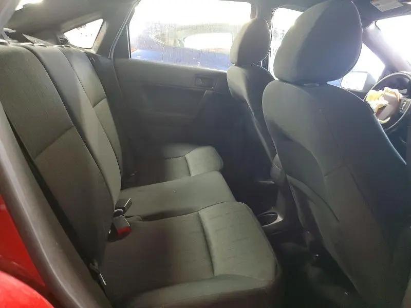 2010 FORD FOCUS SE  
