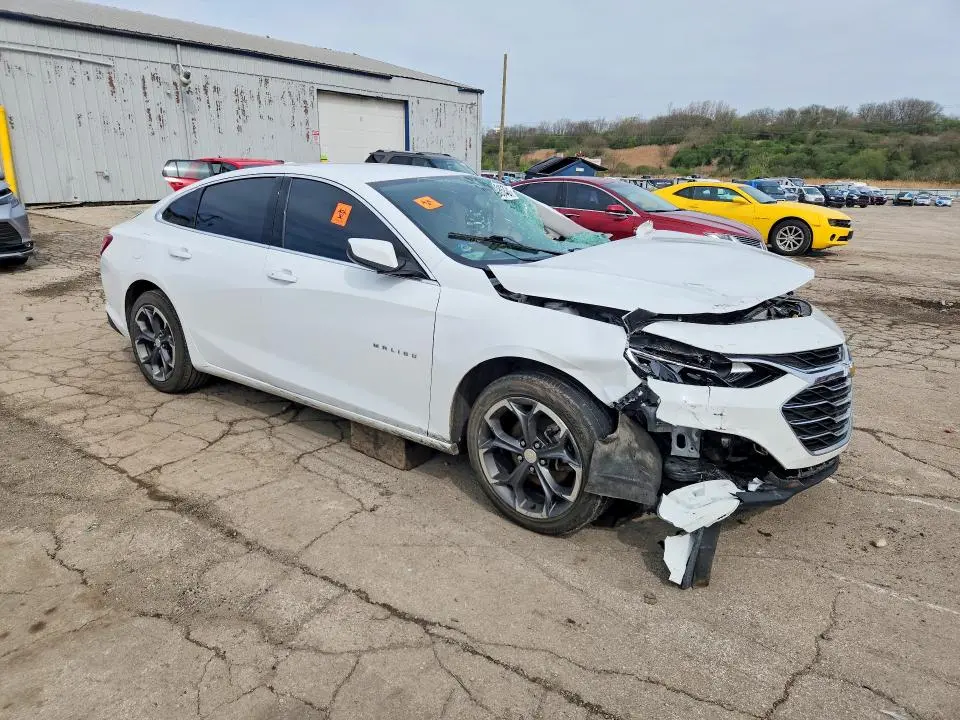 2022 CHEVROLET MALIBU LT  
