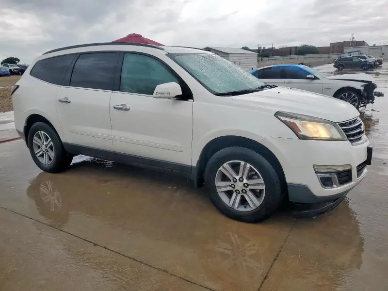 2015 CHEVROLET TRAVERSE LT  