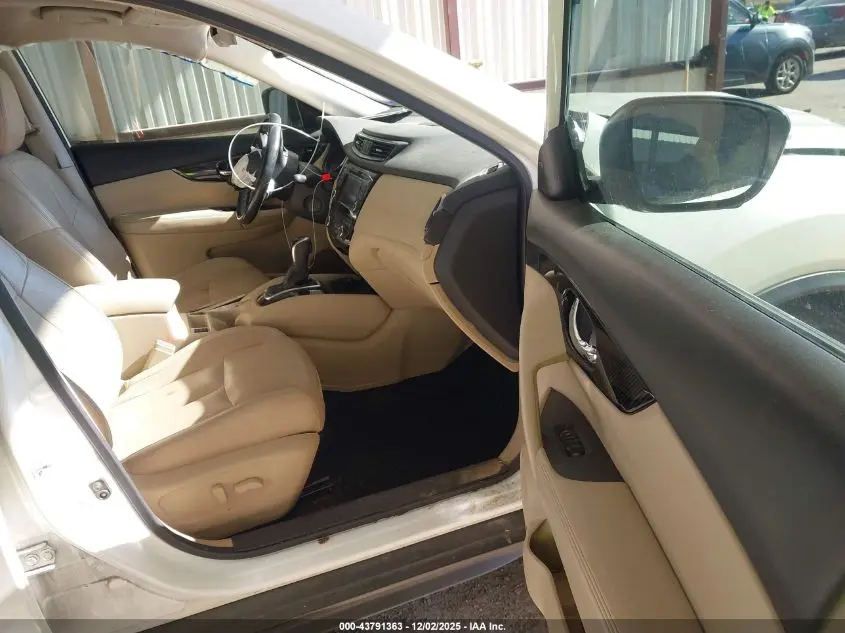 2019 NISSAN ROGUE SL