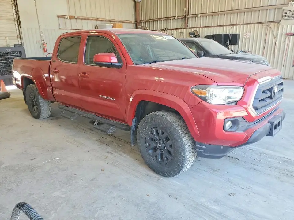 2021 TOYOTA TACOMA SR5 V6  