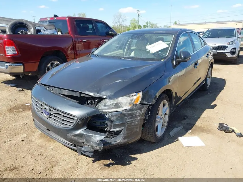 2015 VOLVO S60 T5 PREMIER