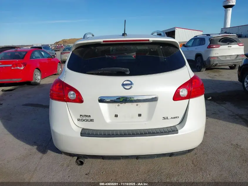 2011 NISSAN ROGUE SV