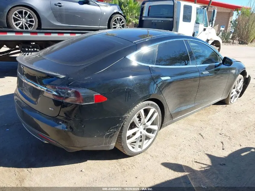 2014 TESLA MODEL S P85