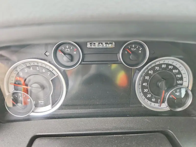 2015 RAM 1500 SLT  