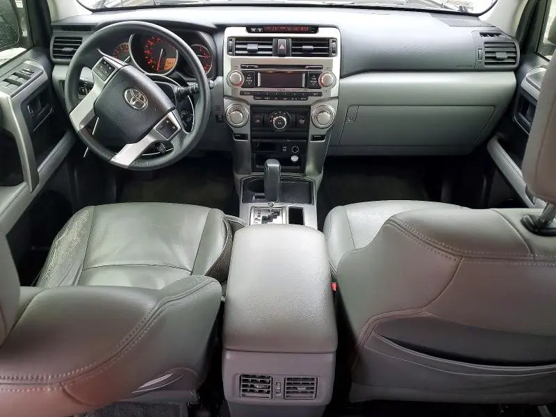 2013 TOYOTA 4RUNNER SR5  