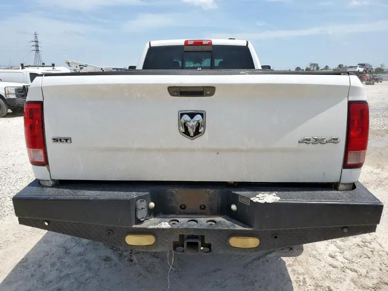 2014 RAM 2500 SLT  