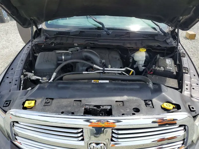 2018 RAM 1500 SLT  