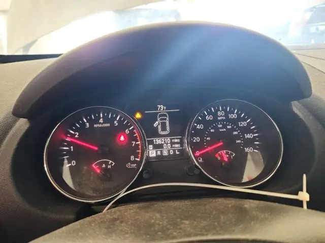 2011 NISSAN ROGUE S  