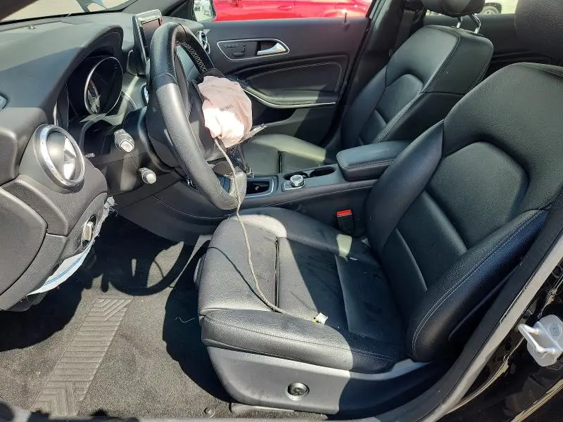 2017 MERCEDES-BENZ GLA 250  