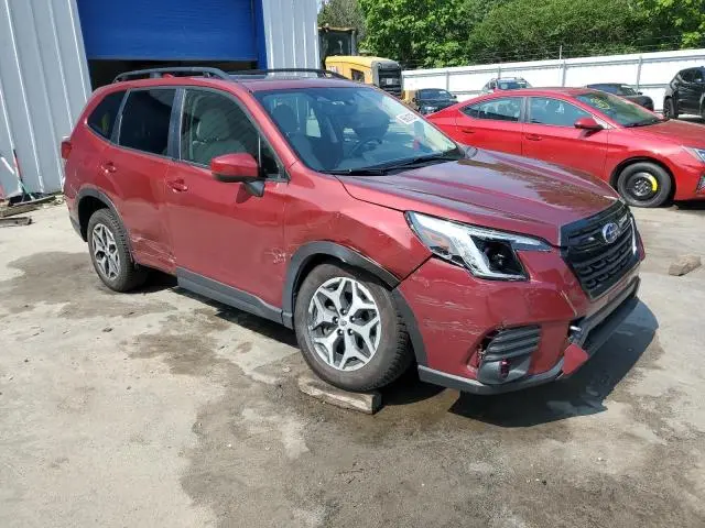 2022 SUBARU FORESTER PREMIUM  