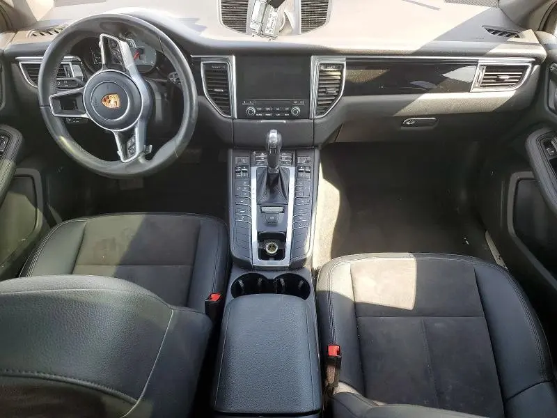 2018 PORSCHE MACAN S  